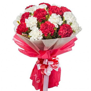 Fresh flowers Bouquet of 20 Mix carnations in Red and White